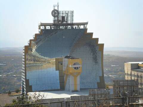 Picture of the solar furnace of Uzbekistan